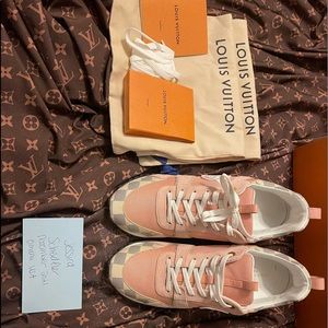 Louis Vuitton Suede Damien Azur Run Away Sneakers